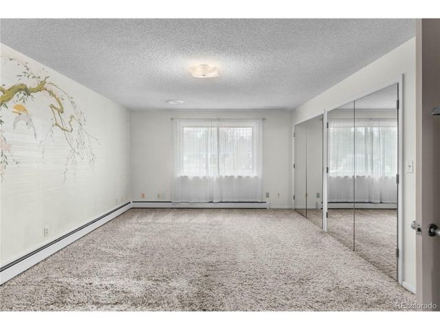 7090 S Windsor St, Littleton, CO 80128