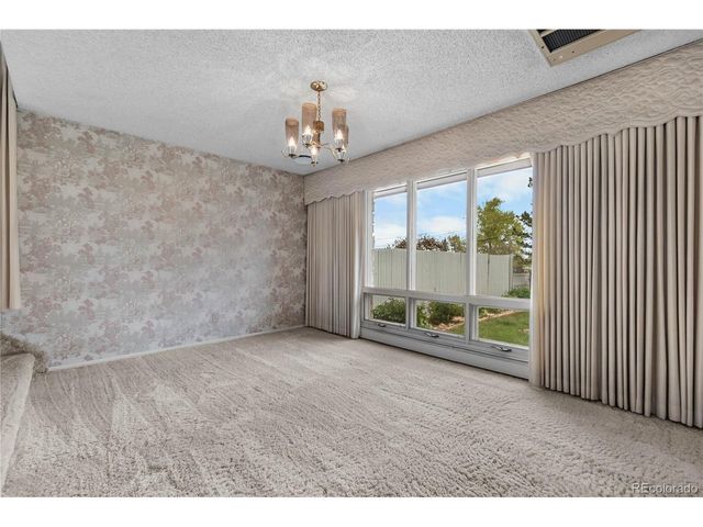 7090 S Windsor St, Littleton, CO 80128