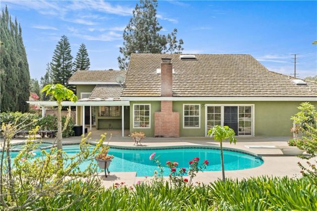 17021 Rosebud, Yorba Linda, CA 92886