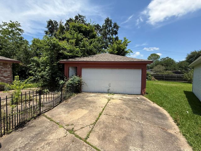 1538 Briarbank Drive, Missouri City, TX 77498