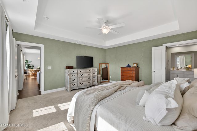 42 E Maritt Street, Hampstead, NC 28443