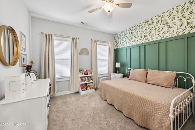 42 E Maritt Street, Hampstead, NC 28443