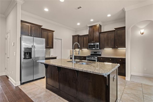 4106 SW Stonewood Terrace, Bentonville, AR 72713