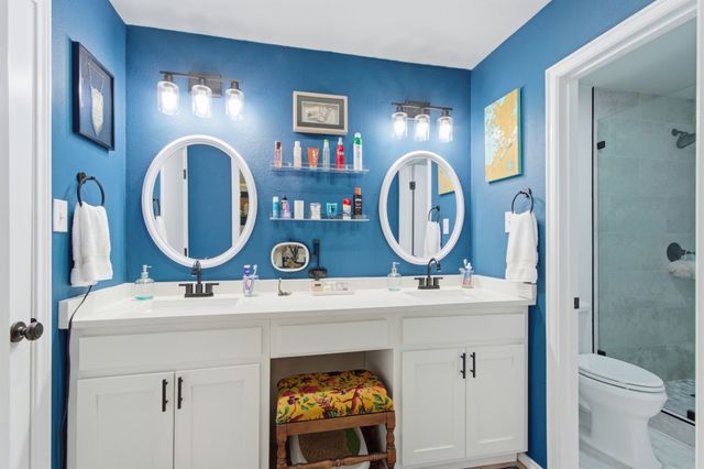 125 Villa Park Drive, Highland Village, TX 75077
