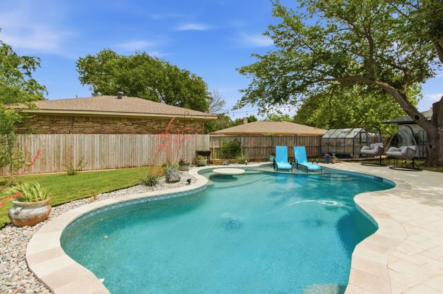 125 Villa Park Drive, Highland Village, TX 75077