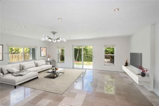 8020 Noremac Ave Full House, Miami Beach, FL 33141