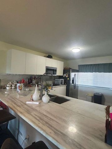 8020 Hampton Blvd 202, North Lauderdale, FL 33068