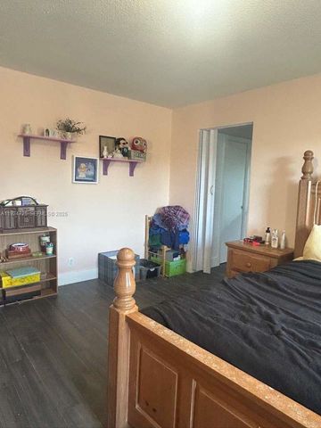 8020 Hampton Blvd 202, North Lauderdale, FL 33068