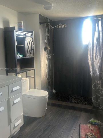 8020 Hampton Blvd 202, North Lauderdale, FL 33068