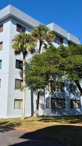 8020 Hampton Blvd 202, North Lauderdale, FL 33068