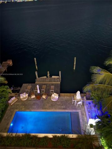 1930 Bay Dr 1, Miami Beach, FL 33141