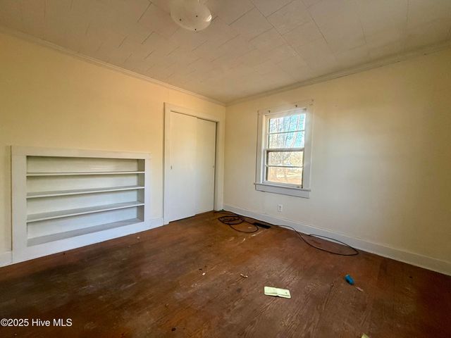 110 N Martin Luther King Jr Drive, Williamston, NC 27892