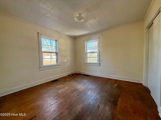 110 N Martin Luther King Jr Drive, Williamston, NC 27892