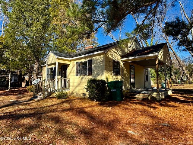 110 N Martin Luther King Jr Drive, Williamston, NC 27892