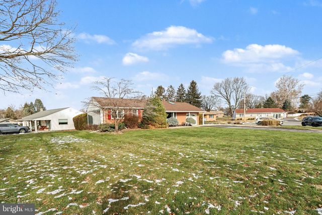 8 MIDLAND CT, Middletown, PA 17057