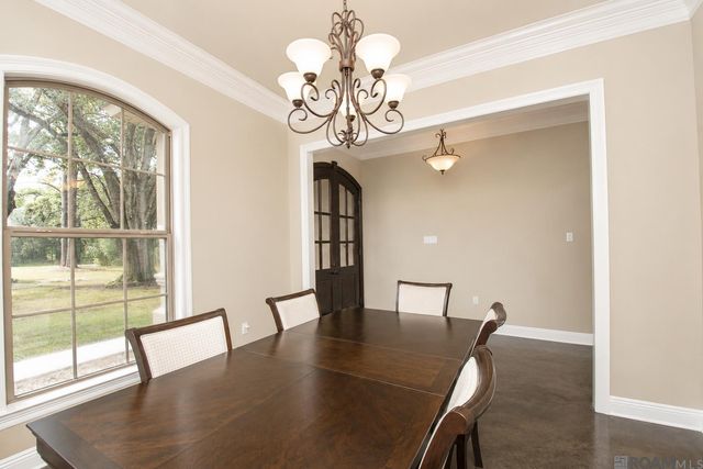 18137 Greenwell Springs Rd, Greenwell Springs, LA 70739