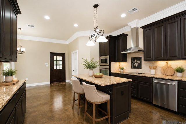 18137 Greenwell Springs Rd, Greenwell Springs, LA 70739