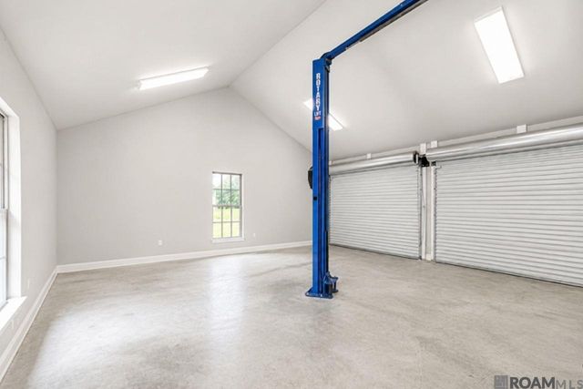 18137 Greenwell Springs Rd, Greenwell Springs, LA 70739