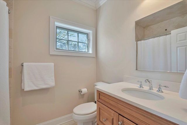 5 Fairway Drive, Mamaroneck, NY 10543