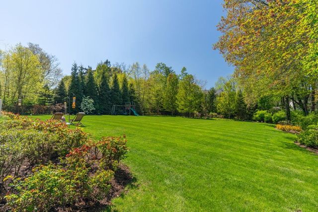 5 Fairway Drive, Mamaroneck, NY 10543