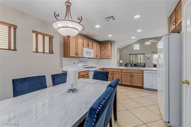 909 East Azure Avenue, North Las Vegas, NV 89081