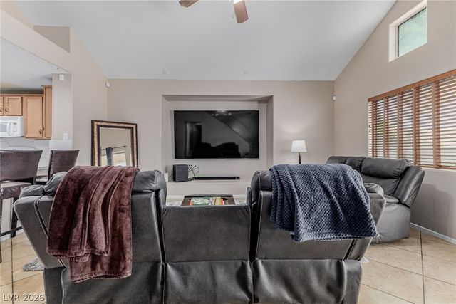 909 East Azure Avenue, North Las Vegas, NV 89081