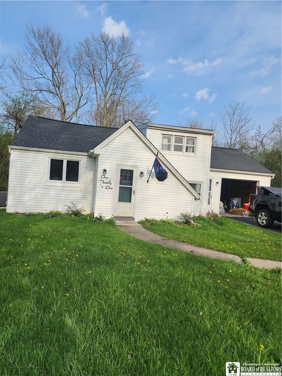 121 Winona Road, Elma, NY 14059