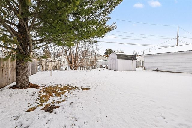 1209 Mohawk Lane, Saint Joseph, MI 49085