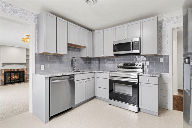 1209 Mohawk Lane, Saint Joseph, MI 49085