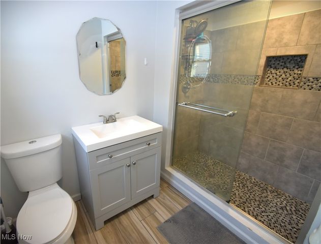 2930 Biscayne Avenue, Youngstown, OH 44505