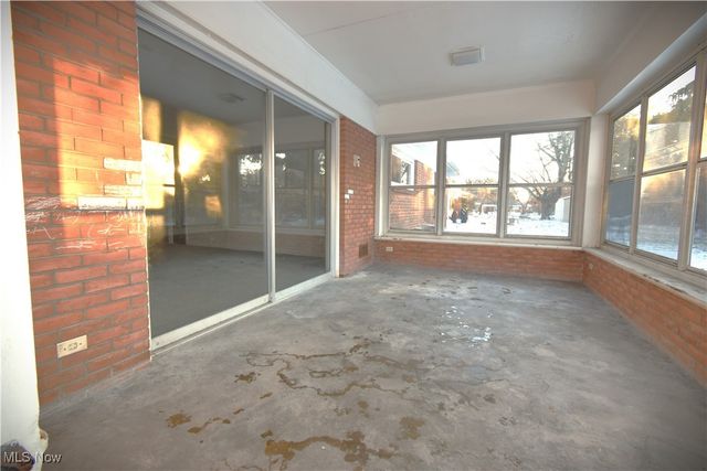 2930 Biscayne Avenue, Youngstown, OH 44505