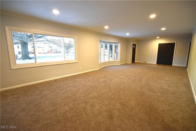 2930 Biscayne Avenue, Youngstown, OH 44505