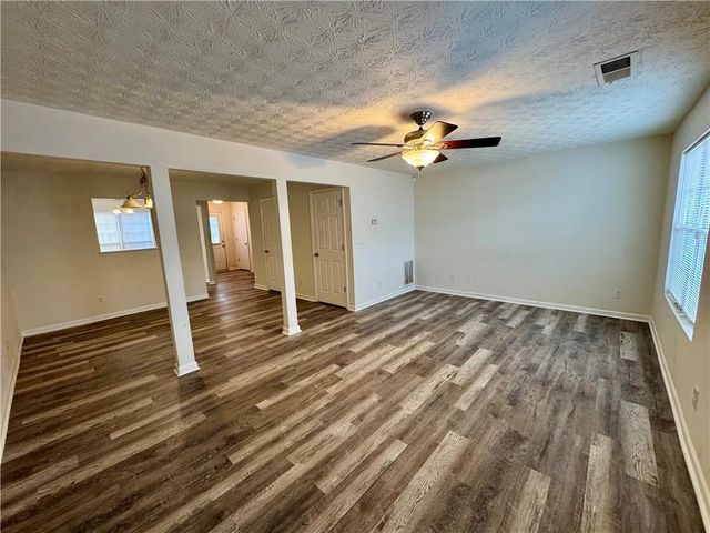 1792 Gold Finch Way, Austell, GA 30168