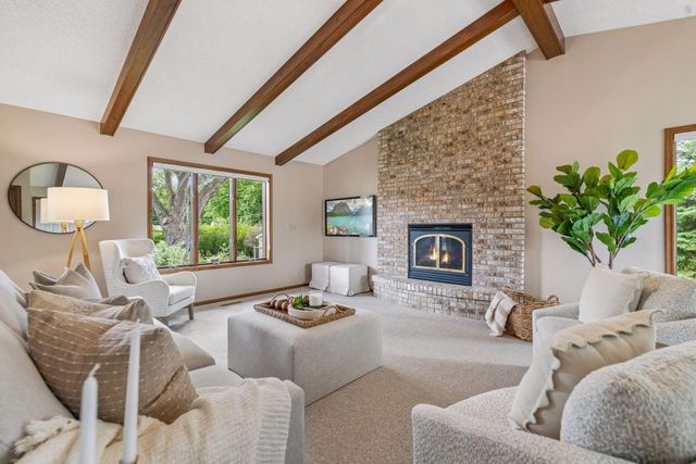 2345 Xylon Avenue N, Golden Valley, MN 55427