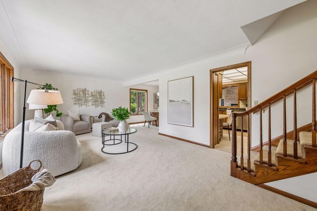 2345 Xylon Avenue N, Golden Valley, MN 55427