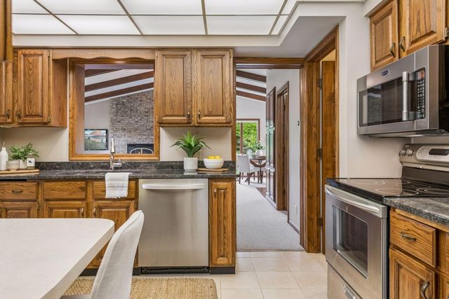 2345 Xylon Avenue N, Golden Valley, MN 55427