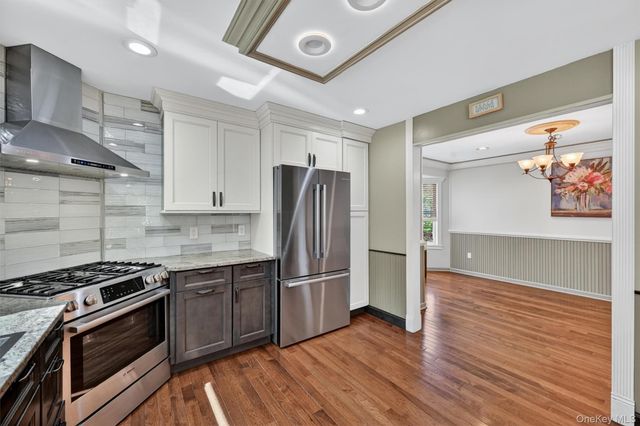 20 Alexander Drive, Washingtonville, NY 10992
