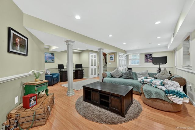 20 Alexander Drive, Washingtonville, NY 10992