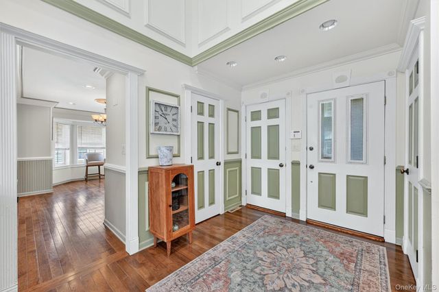 20 Alexander Drive, Washingtonville, NY 10992