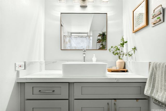 1419 Dominis Street 1007, Honolulu, HI 96822