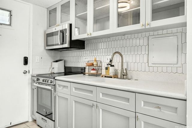 1419 Dominis Street 1007, Honolulu, HI 96822