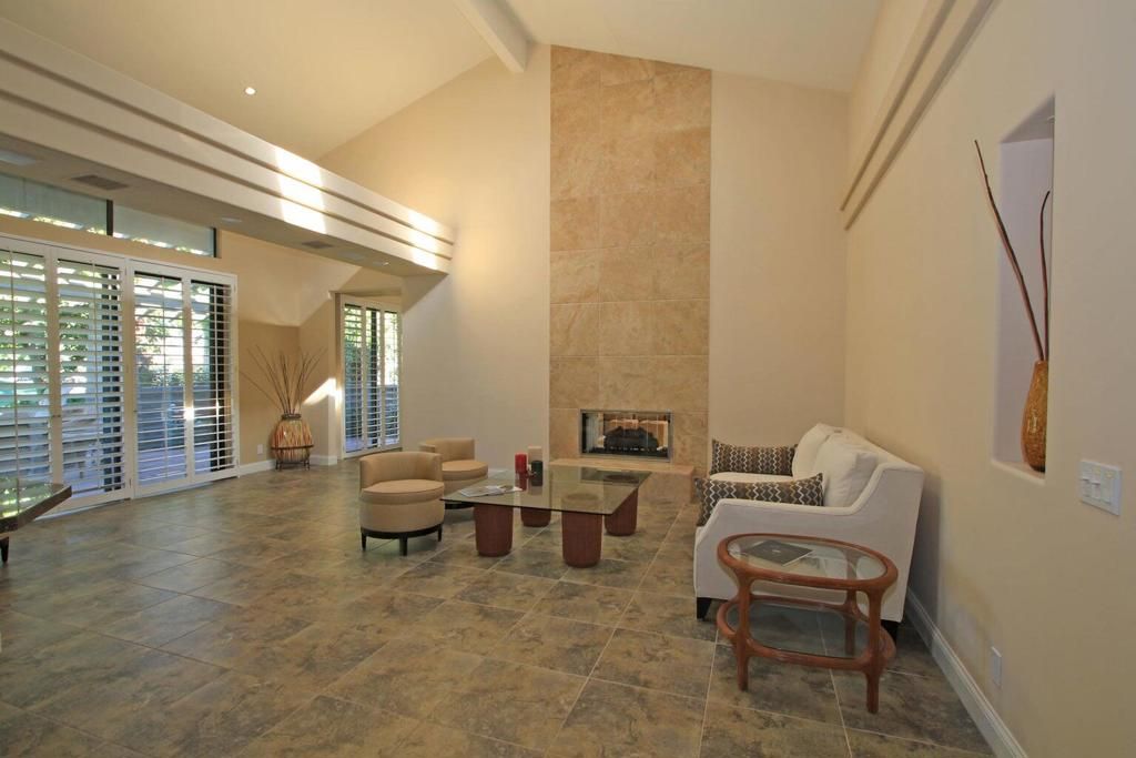 Image 1 of property listing at 180 Wild Horse Drive, Palm Desert, CA 92211