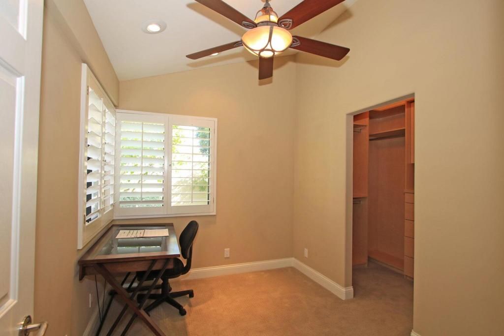 Image 13 of property listing at 180 Wild Horse Drive, Palm Desert, CA 92211