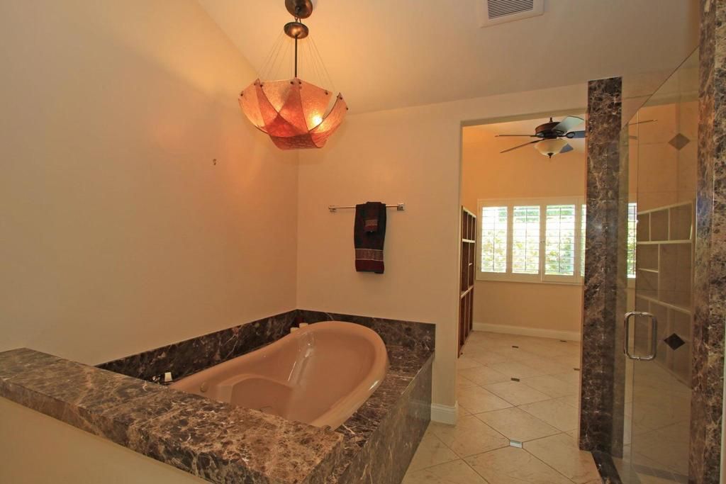 Image 14 of property listing at 180 Wild Horse Drive, Palm Desert, CA 92211