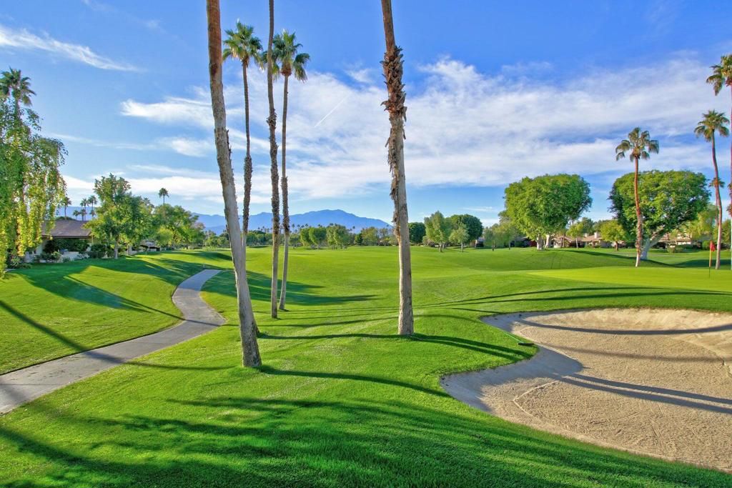 Image 19 of property listing at 180 Wild Horse Drive, Palm Desert, CA 92211