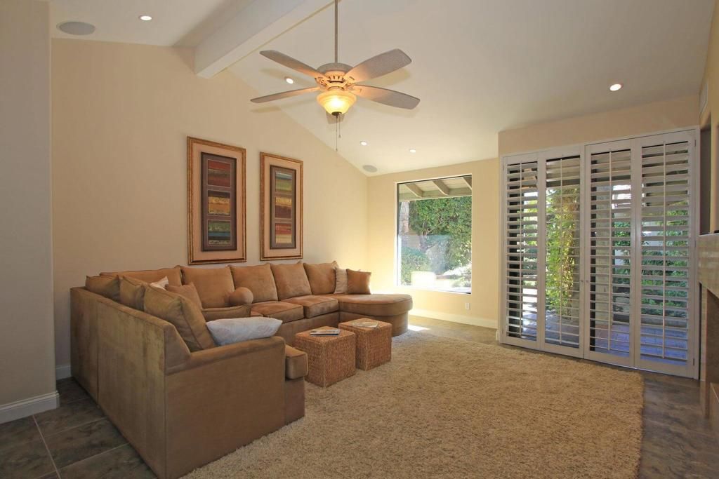 Image 2 of property listing at 180 Wild Horse Drive, Palm Desert, CA 92211