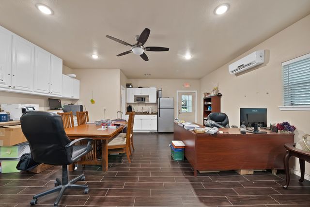 116 Chloe Court, Boyd, TX 76023