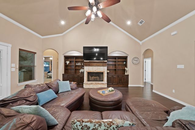 116 Chloe Court, Boyd, TX 76023