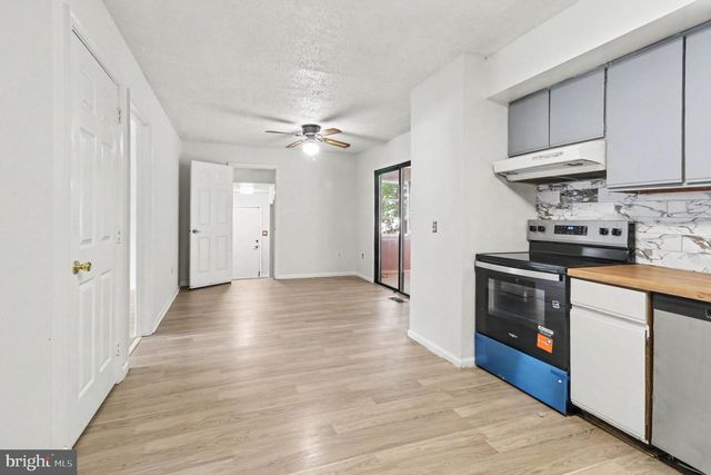 737 FOX CHASE CIR, Bear, DE 19701