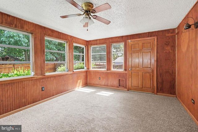 737 FOX CHASE CIR, Bear, DE 19701